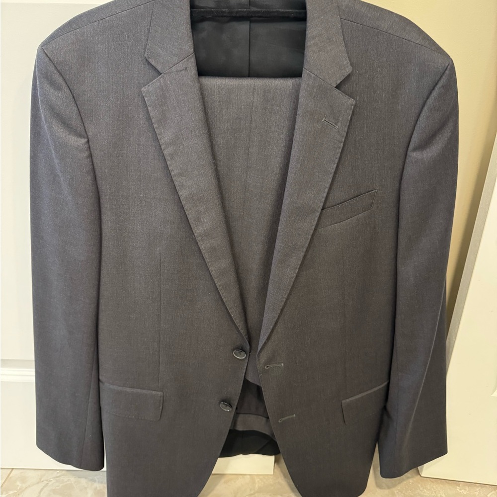 Hugo Boss Gray Wool Suit Modern Cut